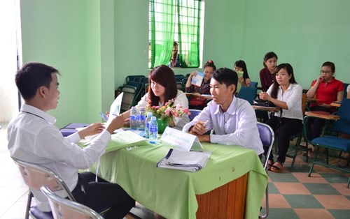 Ngày hội việc làm 2014 trường ĐH Đông Á: Doanh nghiệp vào trường tuyển nhân lực khi SV chưa ra trường